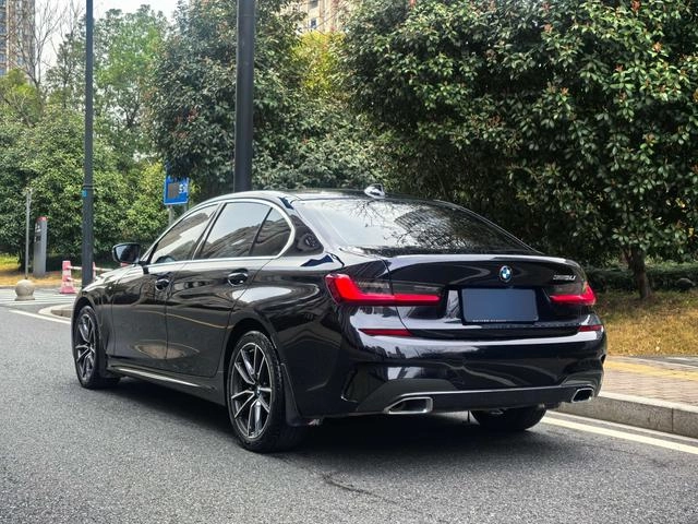 BMW 3 Series 2022 325Li M Sports suit exterior photo 4