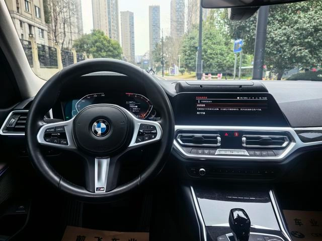 BMW 3 Series 2022 325Li M Sports suit exterior photo 8