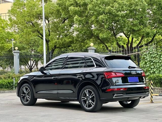 Audi Q5L 2020 40 TFSI Rongxiang Fashion Type exterior photo 4