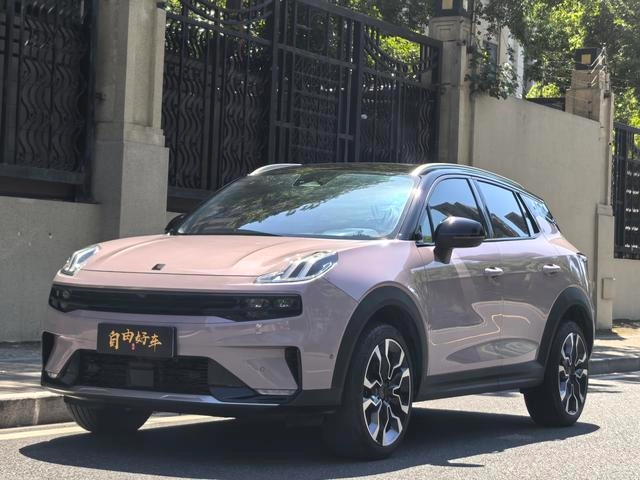 LYNK & CO 06 2021 1.5T Shero Pink Special Edition exterior photo 1 LYNK & CO 06 2021 1.5T Shero Pink Special Edition exterior photo 1
