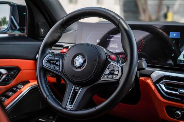 BMW M3 2024 M3 Berline quatre portes Version Thunder intérieur photo 17
