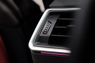 BMW 4 Series 2023 425i M Sports suit interior photo 18