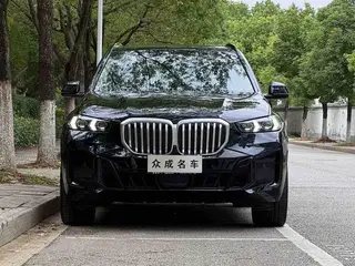 BMW X5 2023 xDrive30Li M Sports suit exterior photo 2