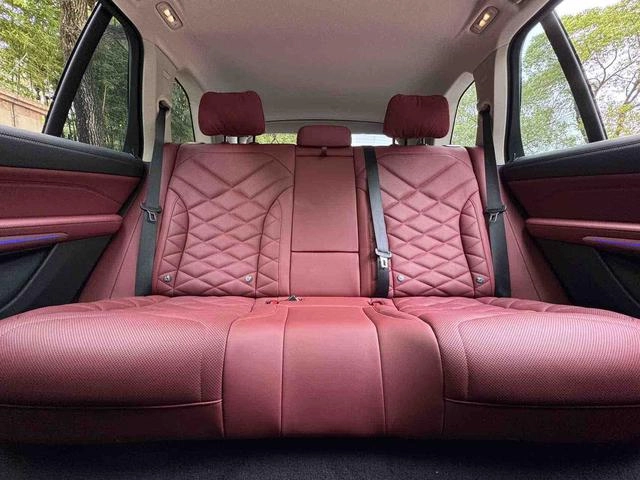 BMW X5 2023 xDrive30Li M Sports suit exterior photo 4