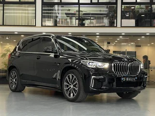 BMW X5 2022 xDrive 30Li Премиум-класса M Спортивный костюм экстерьер фото 3