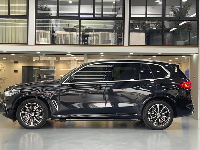 BMW X5 2022 xDrive 30Li Премиум-класса M Спортивный костюм экстерьер фото 4