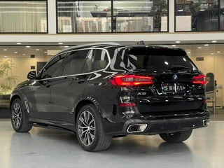 BMW X5 2022 xDrive 30Li Премиум-класса M Спортивный костюм экстерьер фото 7