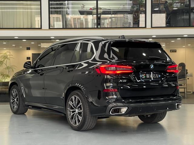 BMW X5 2022 xDrive 30Li Премиум-класса M Спортивный костюм экстерьер фото 7