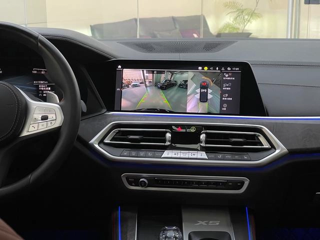 BMW X5 2022 xDrive 30Li Премиум-класса M Спортивный костюм интерьер фото 17
