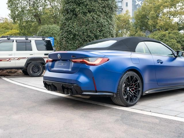 BMW M4 2023 M4 Convertible Coupe M xDrive exterior photo 6