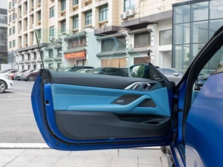 BMW M4 2023 M4 Convertible Coupe M xDrive interior photo 12