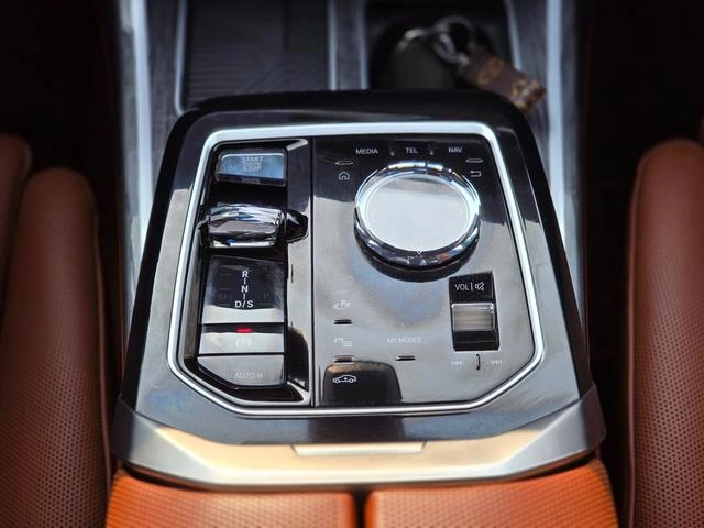 BMW 7 Series 2023 740Li Premium Class Luxury Set interior photo 6