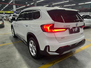 BMW X1 2023 sDrive20Li X Traje de diseño exterior foto 6
