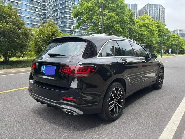 Mercedes-Benz GLC 2021 GLC 260 L 4MATIC De lujo exterior foto 4