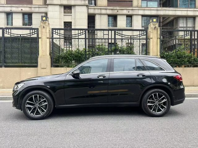 Mercedes-Benz GLC 2021 GLC 260 L 4MATIC De lujo exterior foto 5