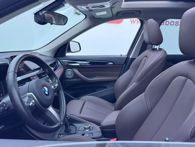 BMW X1 2022 sDrive25Li Лидирующий интерьер фото 12