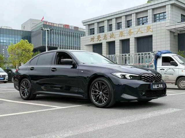 BMW 3 Series 2023 325Li M Sports Night Suit exterior photo 7