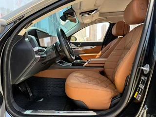 BMW 7 Series 2023 735Li M Sports suit exterior photo 6