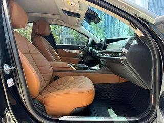 BMW 7 Series 2023 735Li M Sports suit exterior photo 8