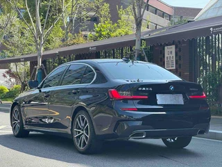 BMW 3 Series 2022 325Li M Sports suit exterior photo 4