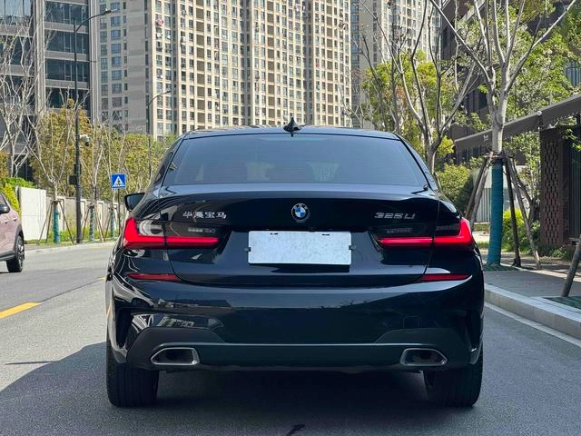 BMW 3 Series 2022 325Li M Sports suit exterior photo 5