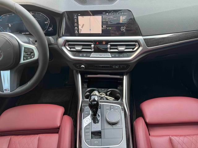 BMW 3 Series 2022 325Li M Sports suit interior photo 12