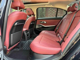 BMW 3 Series 2022 325Li M Sports suit interior photo 13