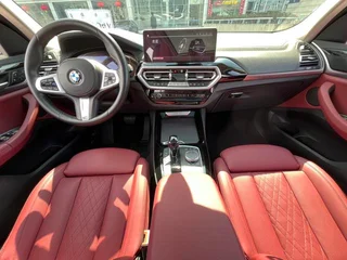 BMW X3 2022 xDrive25i M Sports suit interior photo 13