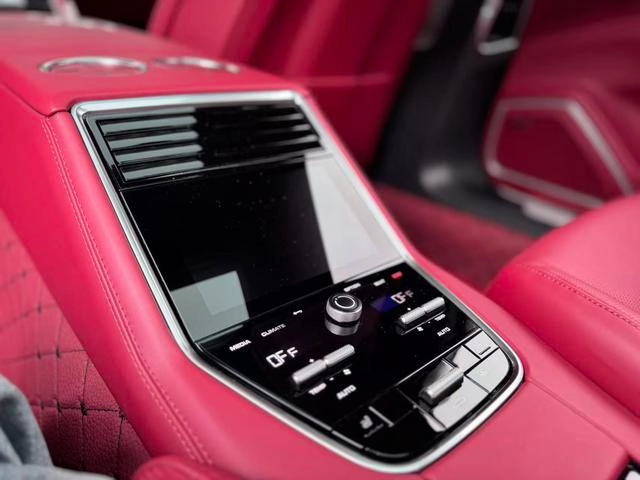 Porsche Panamera 2023 Panamera 4 Executive extension 2.9T interior photo 11