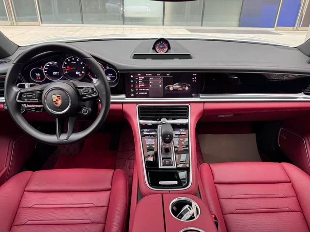 Porsche Panamera 2023 Panamera 4 Executive extension 2.9T interior photo 12