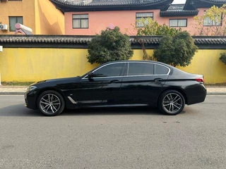 BMW 5 Series 2021 Restyling 525Li M Sports suit exterior photo 5
