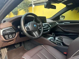BMW 5 Series 2021 Restyling 525Li M Sports suit exterior photo 10