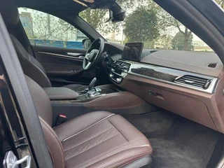 BMW 5 Series 2021 Restyling 525Li M Sports suit interior photo 20