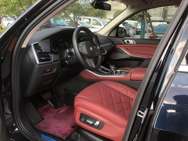 BMW X5 2022 Restyling xDrive 30Li Premium Class M Sports suit exterior photo 3