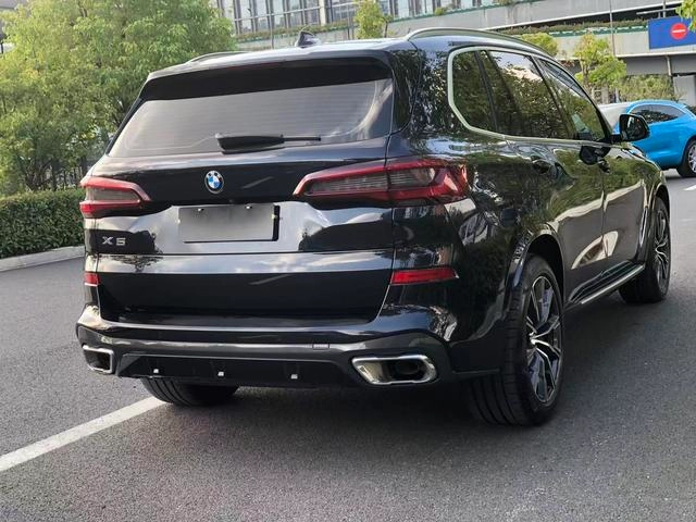 BMW X5 2022 Restyling xDrive 30Li Premium Class M Sports suit interior photo 7