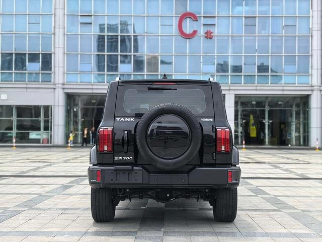 Tank 300 2023 City Edition 2.0T very type exterior photo 6 Tank 300 2023 City Edition 2.0T very type exterior photo 6