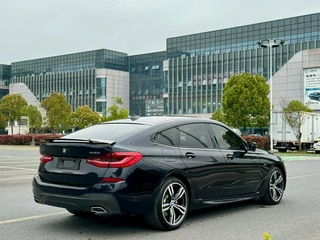 BMW 6 Series GT 2022 630i M Conjunto deportivo interior foto 15