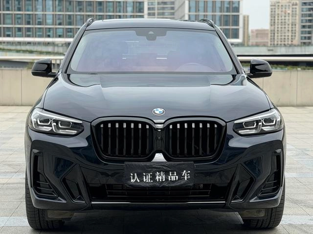 BMW X3 2022 Вторичная модификация xDrive30i Лидирующий M Ночной костюм экстерьер фото 2