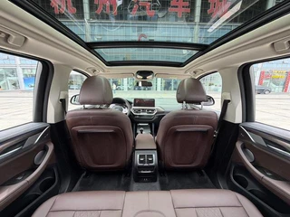 BMW X3 2022 Вторичная модификация xDrive30i Лидирующий M Ночной костюм интерьер фото 11