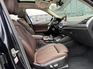 BMW X3 2022 Вторичная модификация xDrive30i Лидирующий M Ночной костюм интерьер фото 20