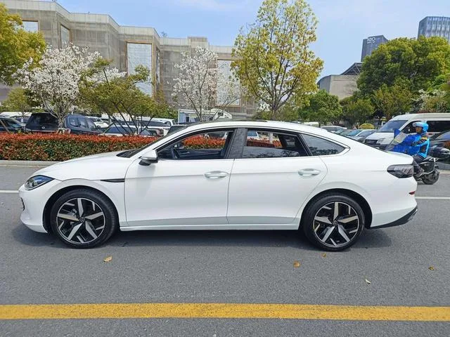 Volkswagen Lamando 2024 Lamando L 280TSI DSG Version épicée cool intérieur photo 10