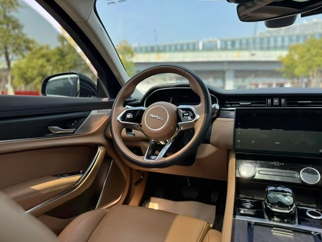 Jaguar XFL 2021 2.0T P250 Two-wheel drive exclusive deluxe edition exterior photo 3