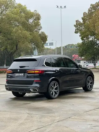 BMW X5 2022 Reforma xDrive 40Li M Conjunto deportivo interior foto 9 BMW X5 2022 Reforma xDrive 40Li M Conjunto deportivo interior foto 9