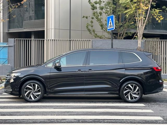 Volkswagen Viloran 2024 330TSI Luxury Edition exterior photo 7
