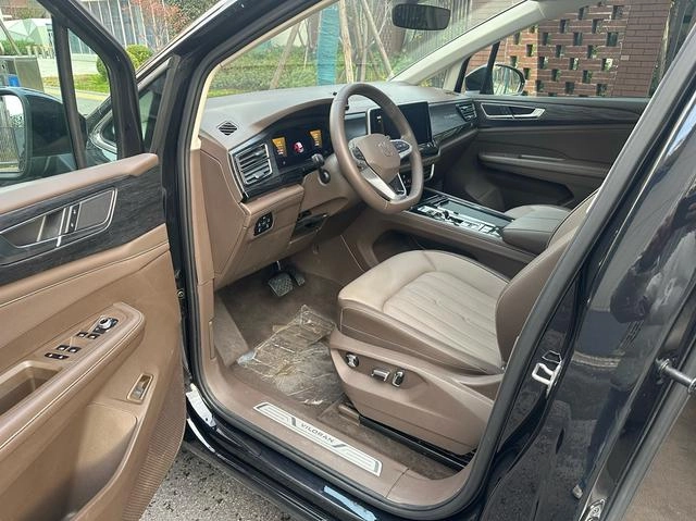 Volkswagen Viloran 2024 330TSI Luxury Edition exterior photo 9