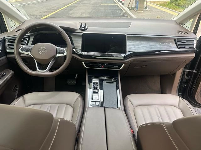 Volkswagen Viloran 2024 330TSI Luxury Edition interior photo 15