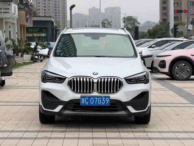 BMW X1 2021 sDrive25Li Leading Type exterior photo 2