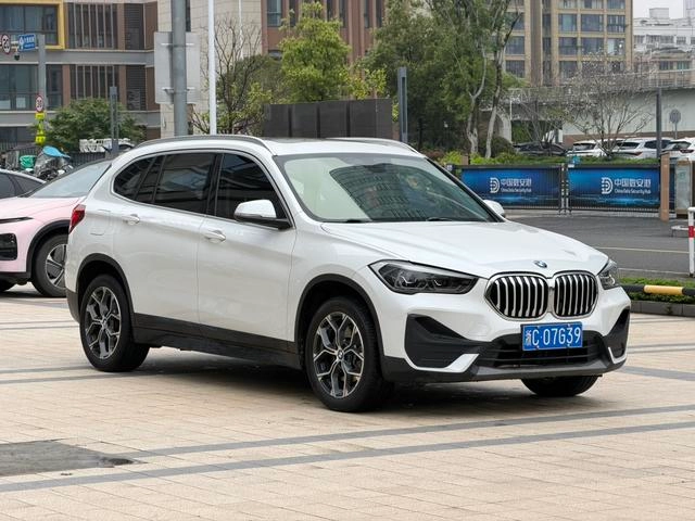 BMW X1 2021 sDrive25Li Leading Type exterior photo 3
