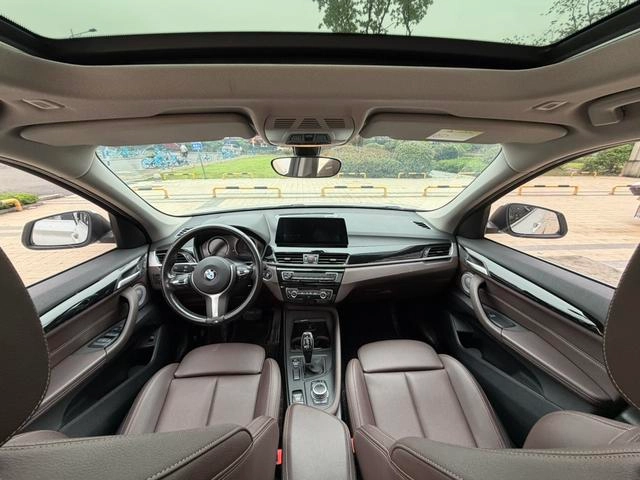 BMW X1 2021 sDrive25Li Leading Type interior photo 7