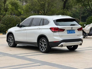 BMW X1 2021 sDrive25Li Leading Type interior photo 8